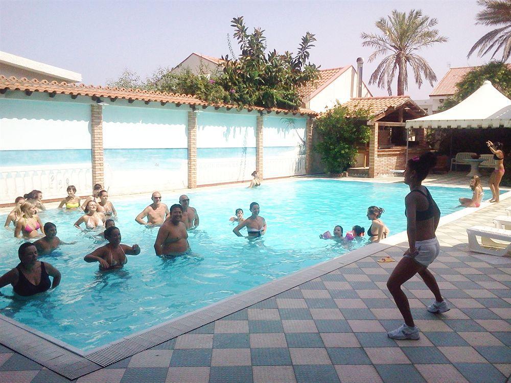 Oasi Azzurra Apart otel Messina Dış mekan fotoğraf