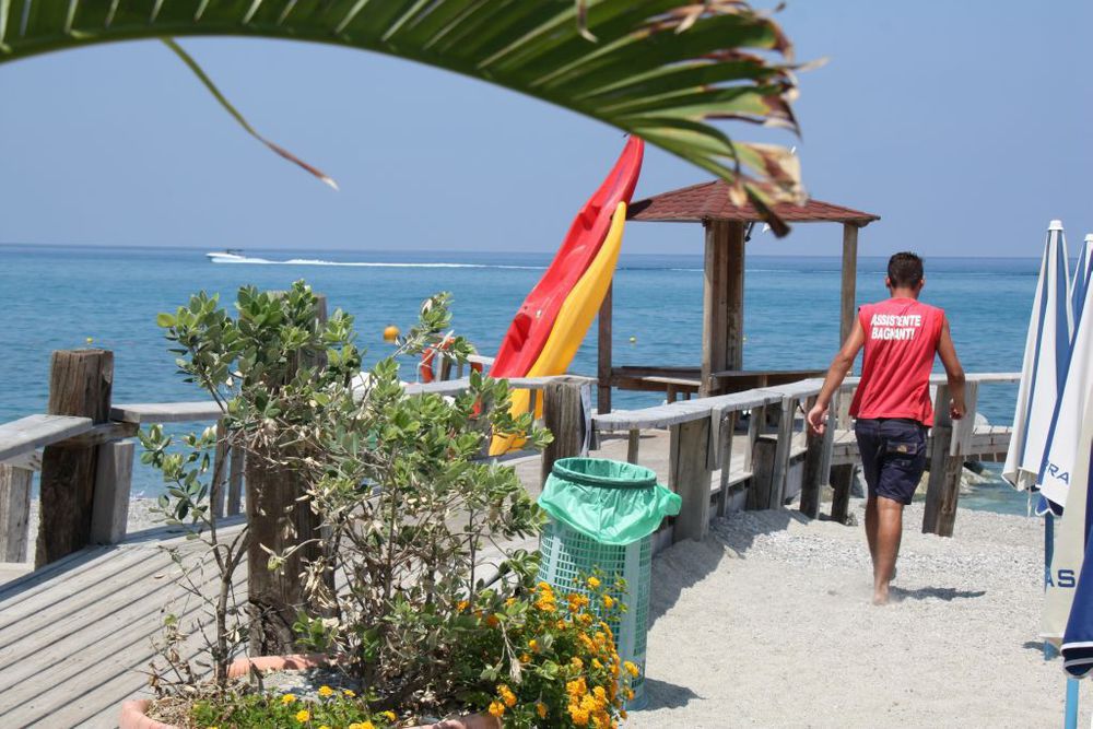 Oasi Azzurra Apart otel Messina Dış mekan fotoğraf