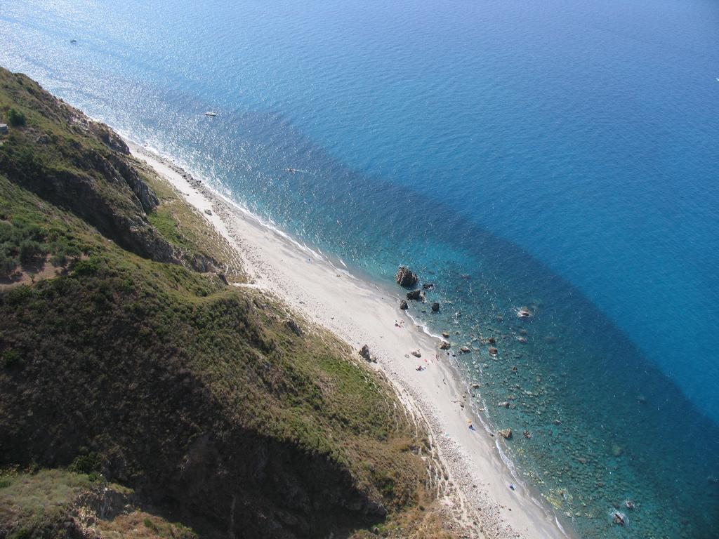 Oasi Azzurra Apart otel Messina Dış mekan fotoğraf