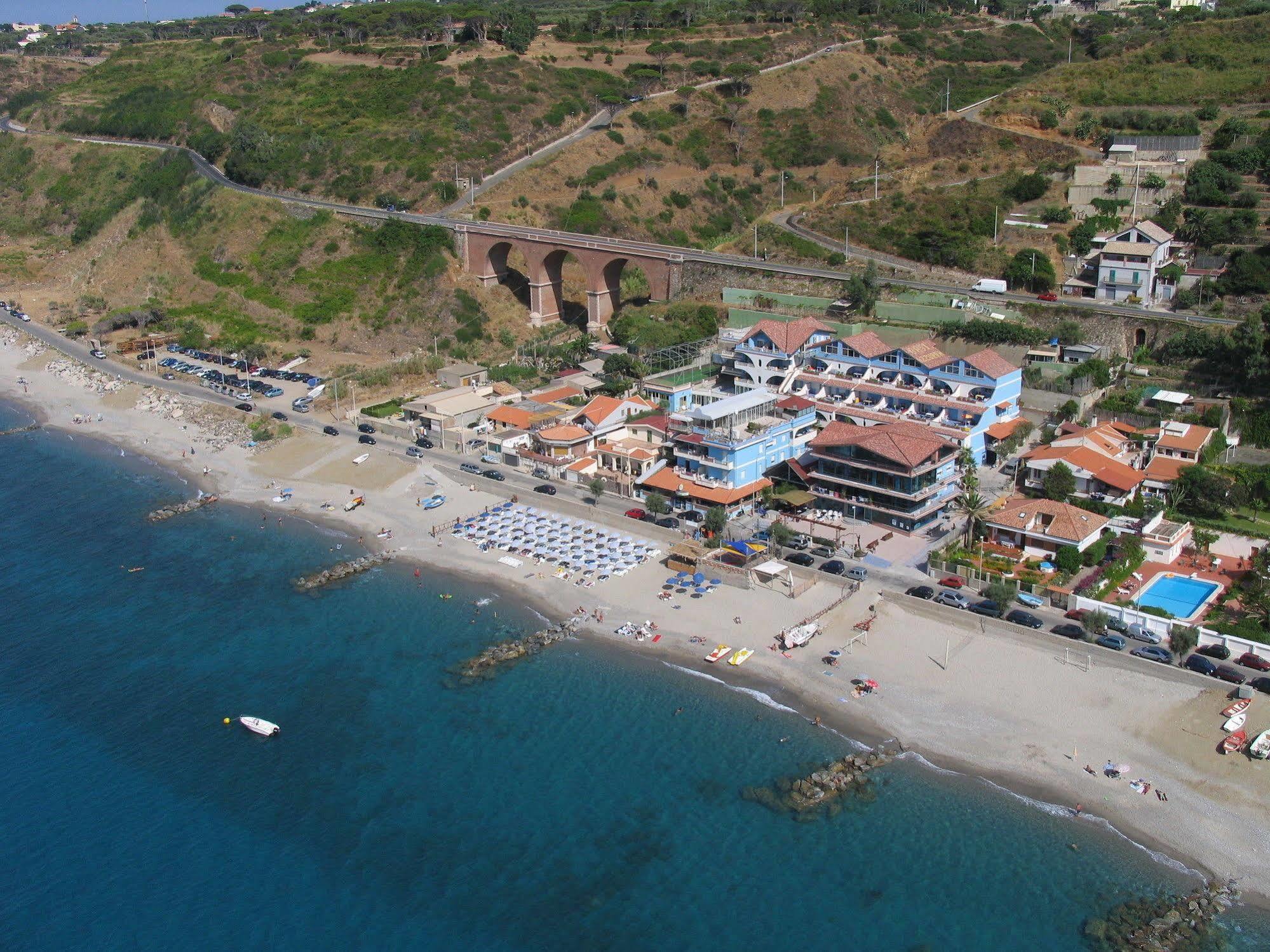 Oasi Azzurra Apart otel Messina Dış mekan fotoğraf